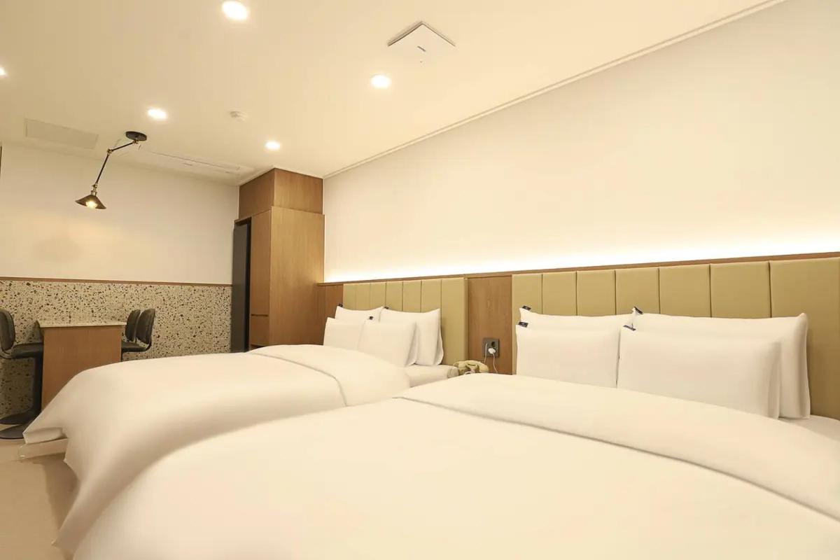 Rosy Hotel Cheongju Eksteriør bilde