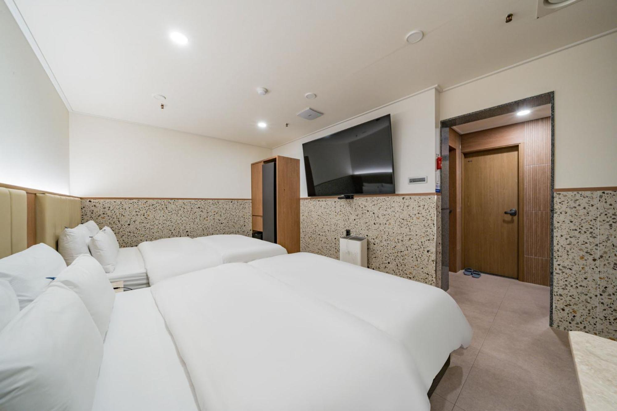 Rosy Hotel Cheongju Eksteriør bilde