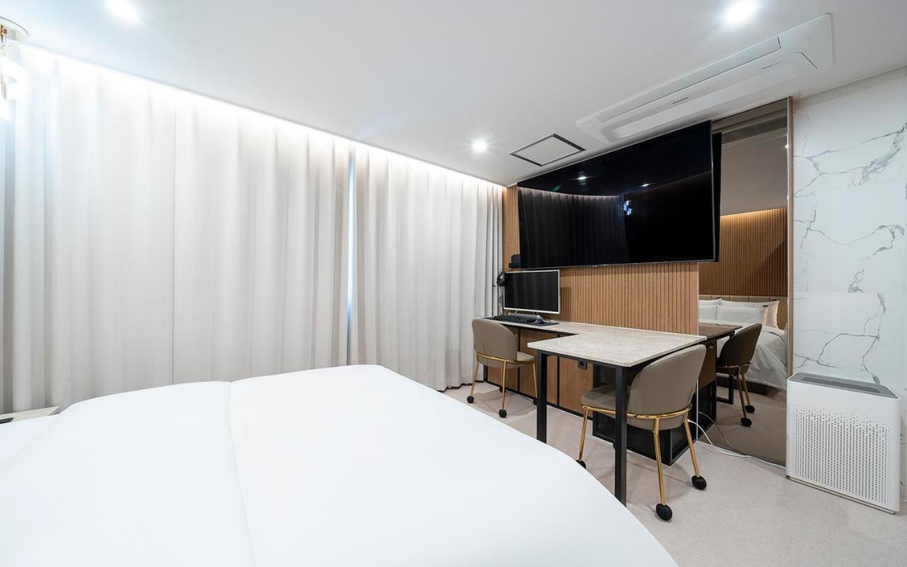 Rosy Hotel Cheongju Eksteriør bilde